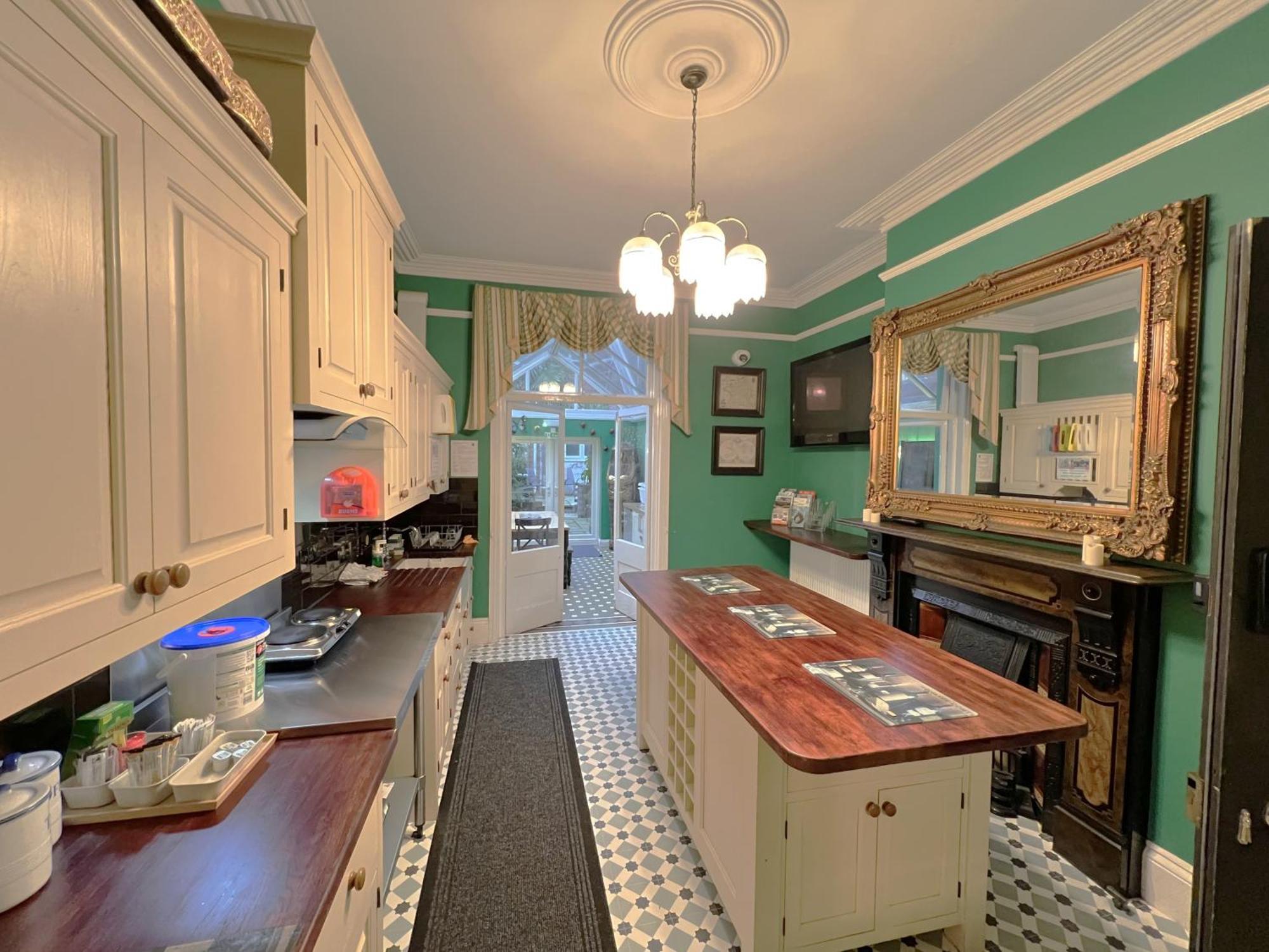 Melbury Rooms & Studios เอ็กซิเตอร์ ภายนอก รูปภาพ