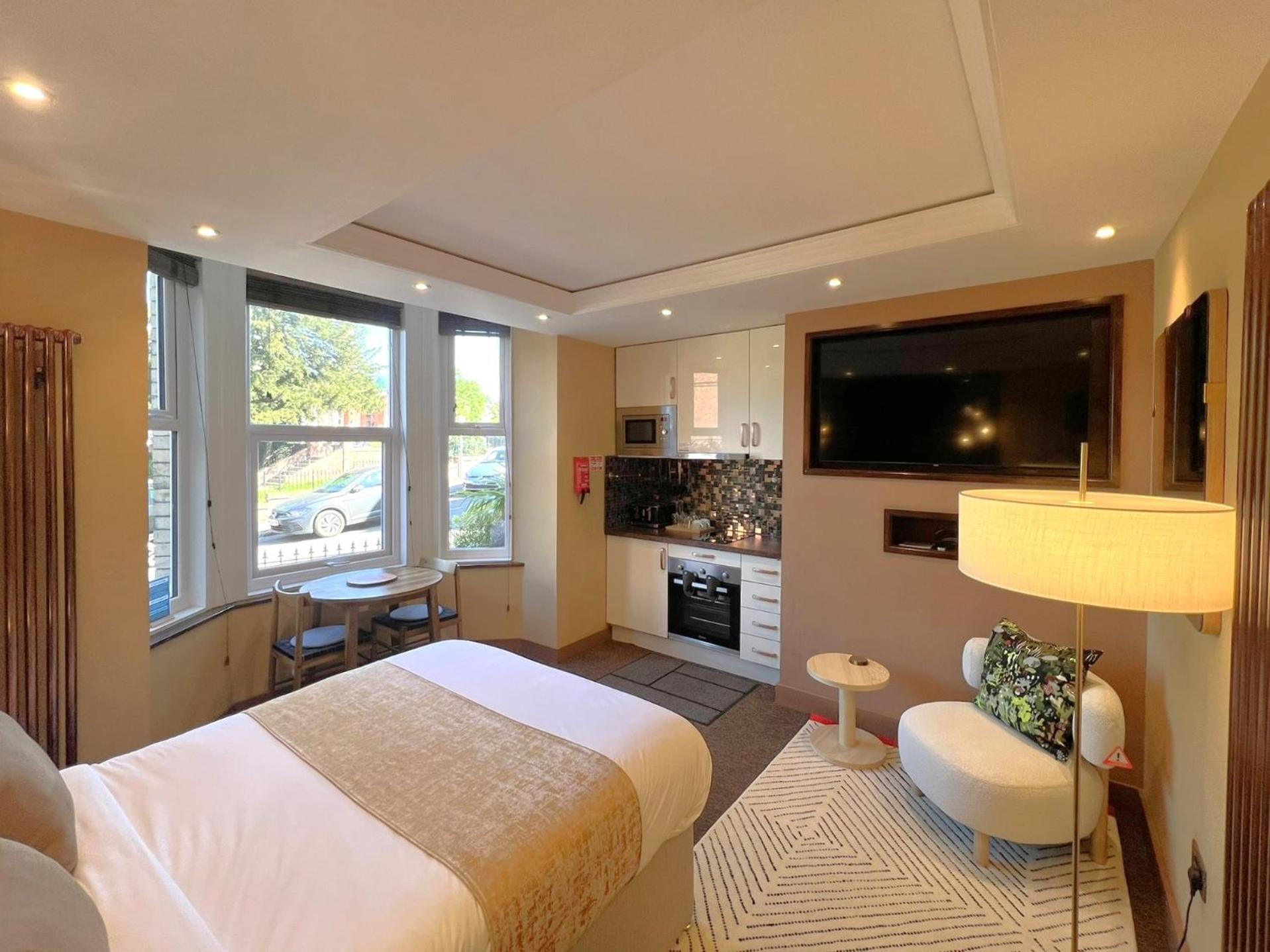 Melbury Rooms & Studios เอ็กซิเตอร์ ภายนอก รูปภาพ
