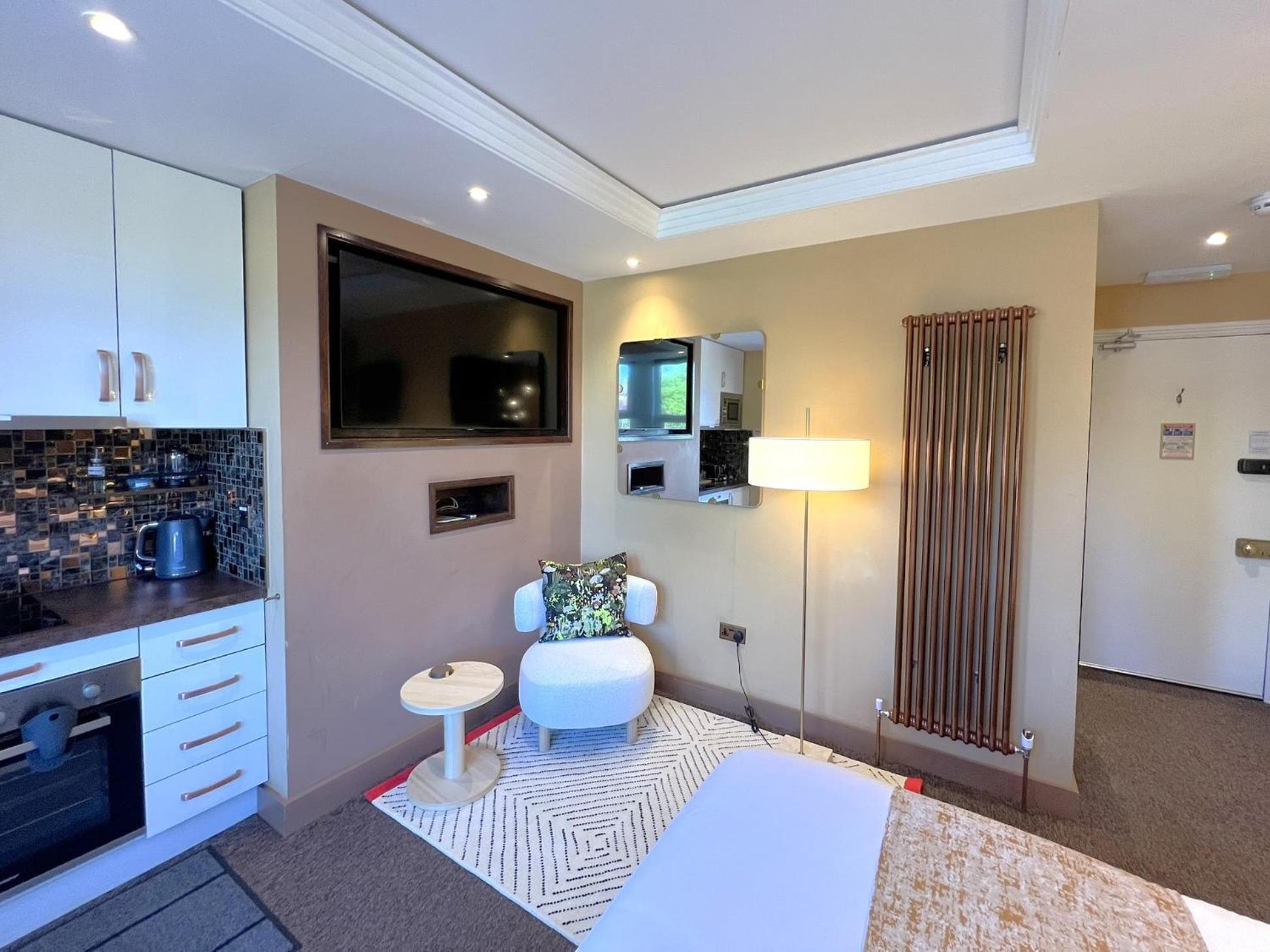 Melbury Rooms & Studios เอ็กซิเตอร์ ภายนอก รูปภาพ